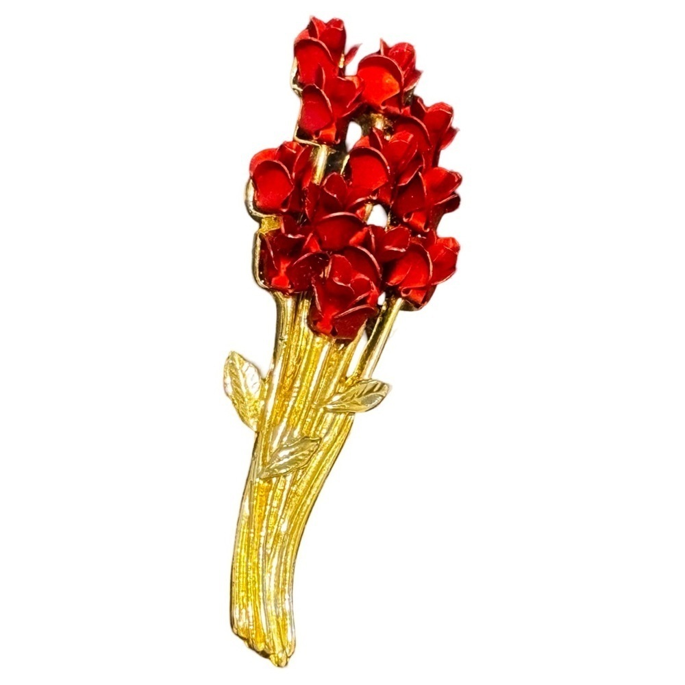 Bouquet of roses vintage brooch
